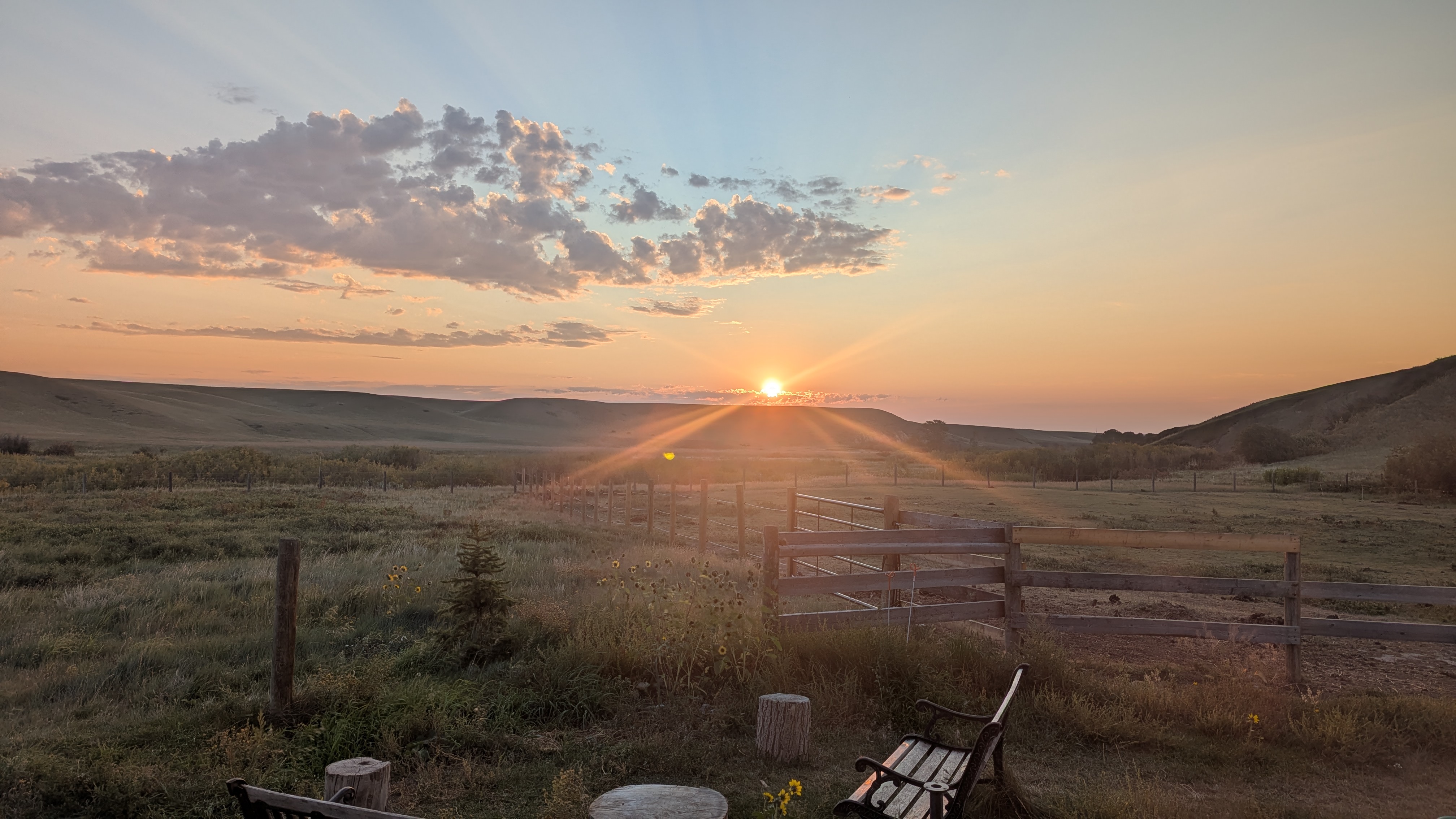 Sunrise at Windy Coulee